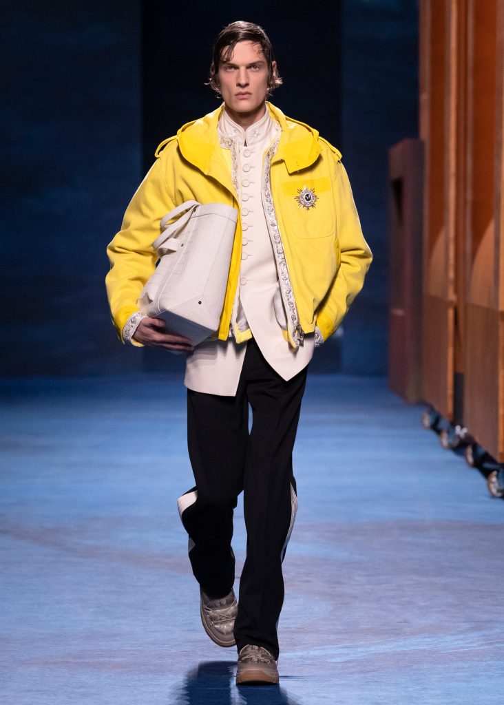 Look 11