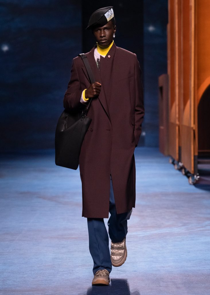 Look 16