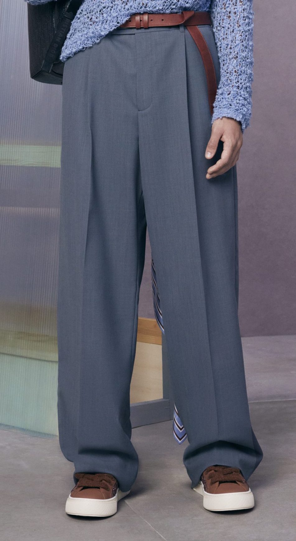 Look 30