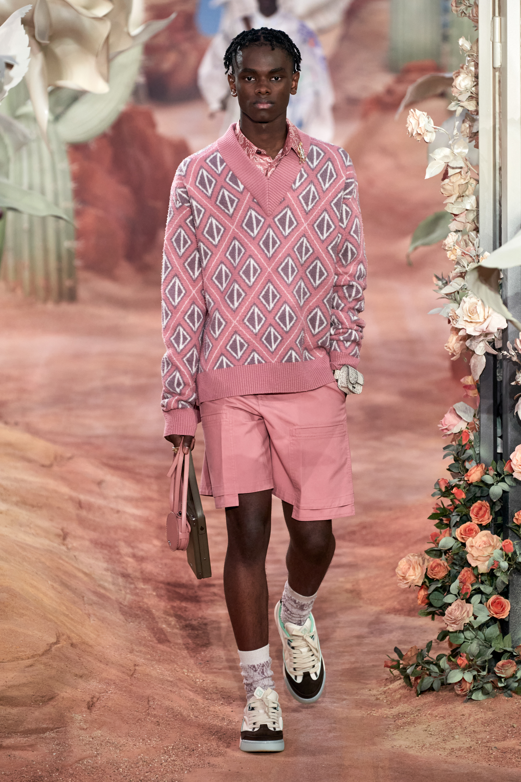 Look 14