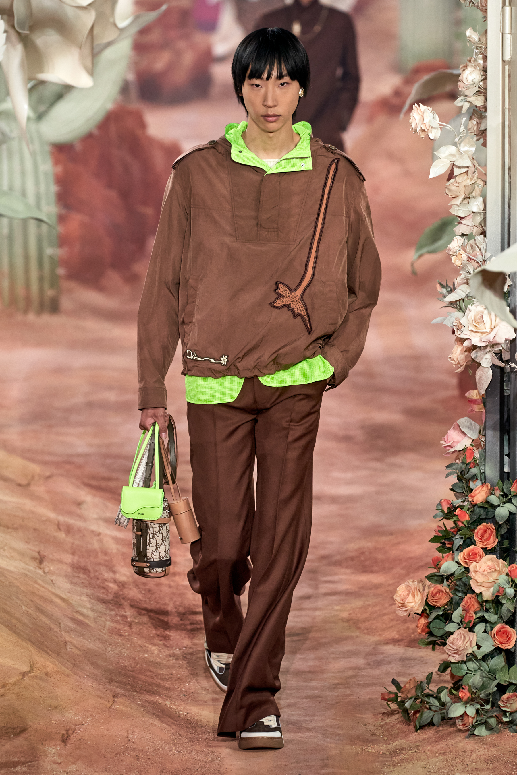 Look 28