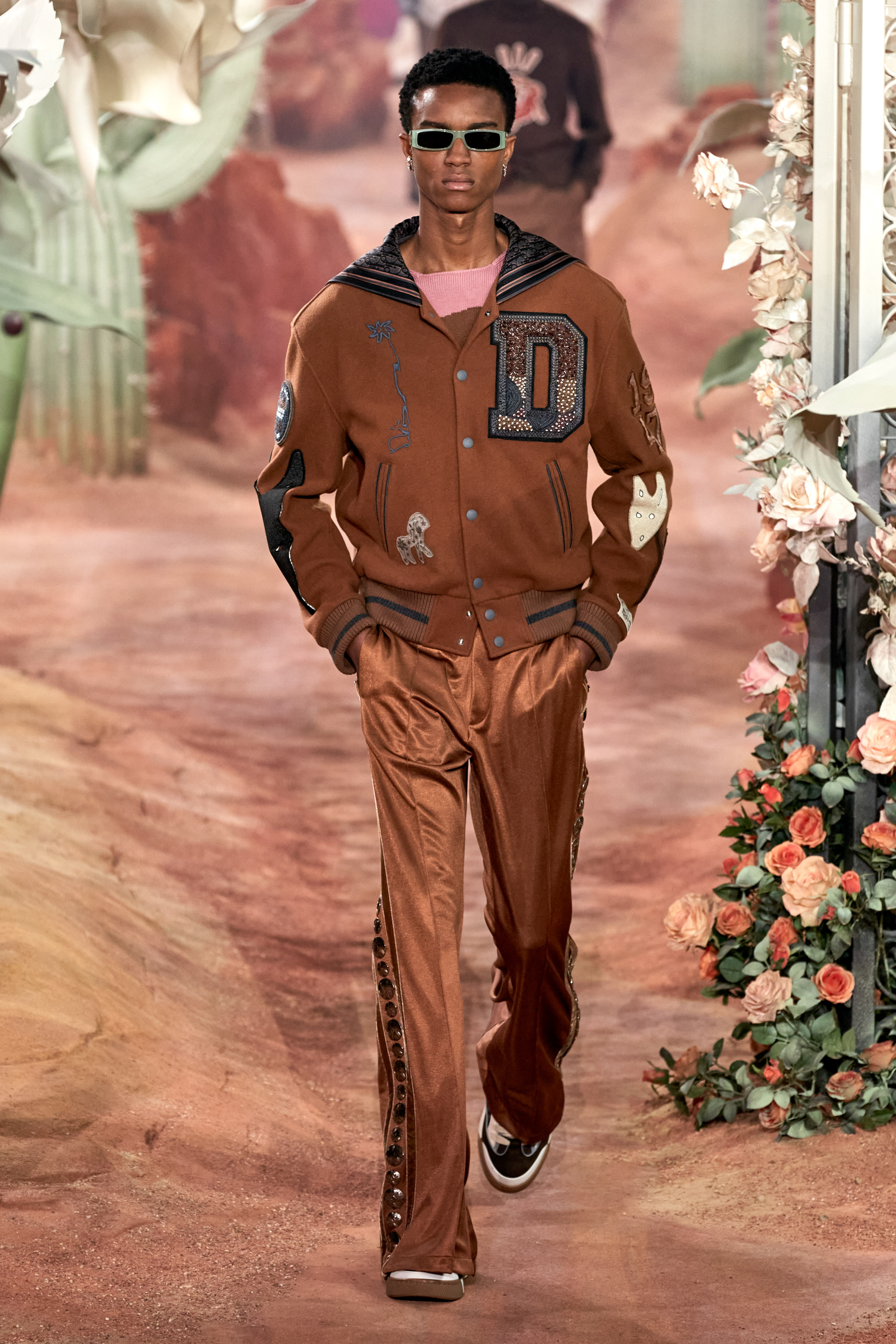 Look 30
