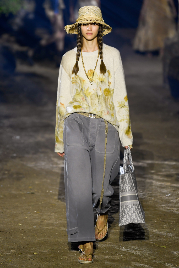 Look 23