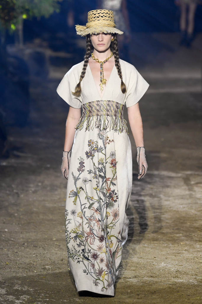 Look 29