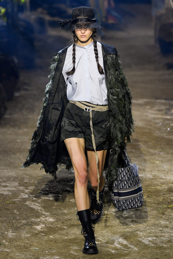Look 31