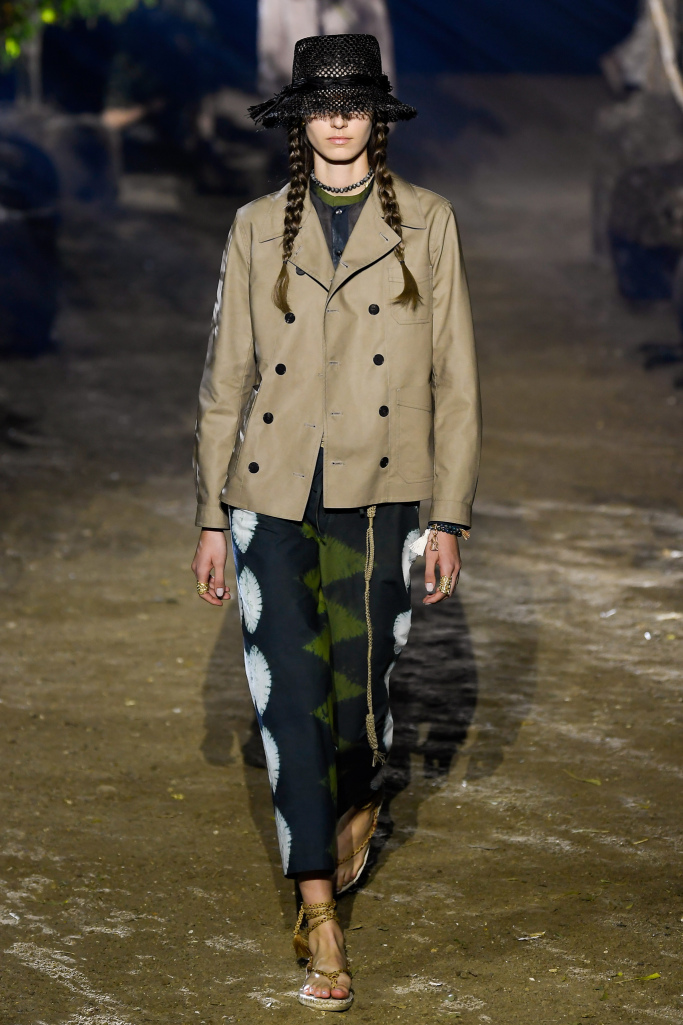 Look 35