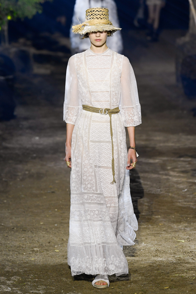 Look 38