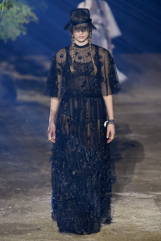 Look 69