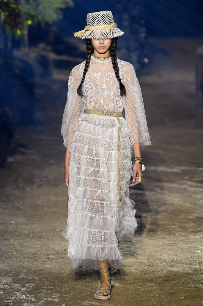 Look 70