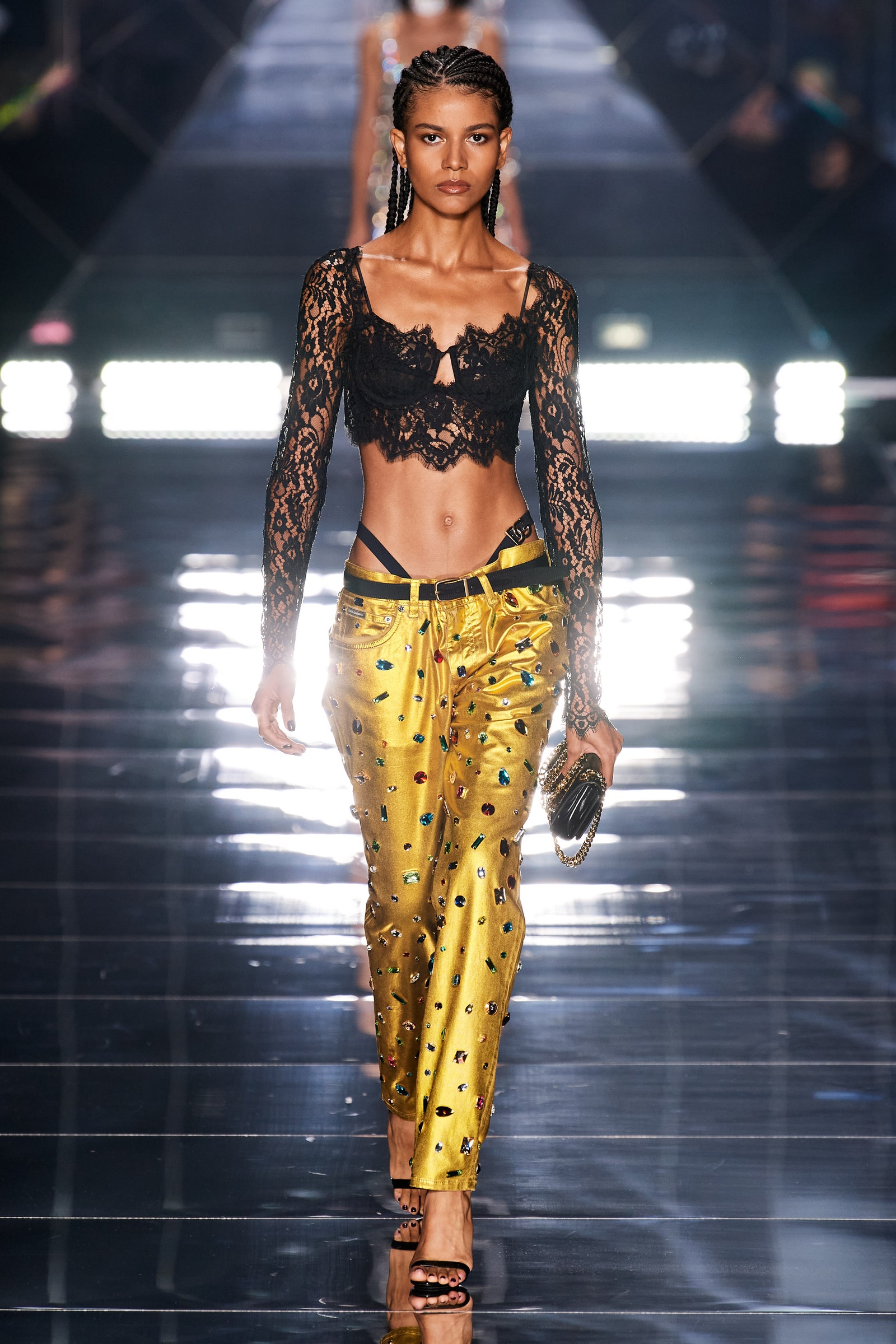 Look 11