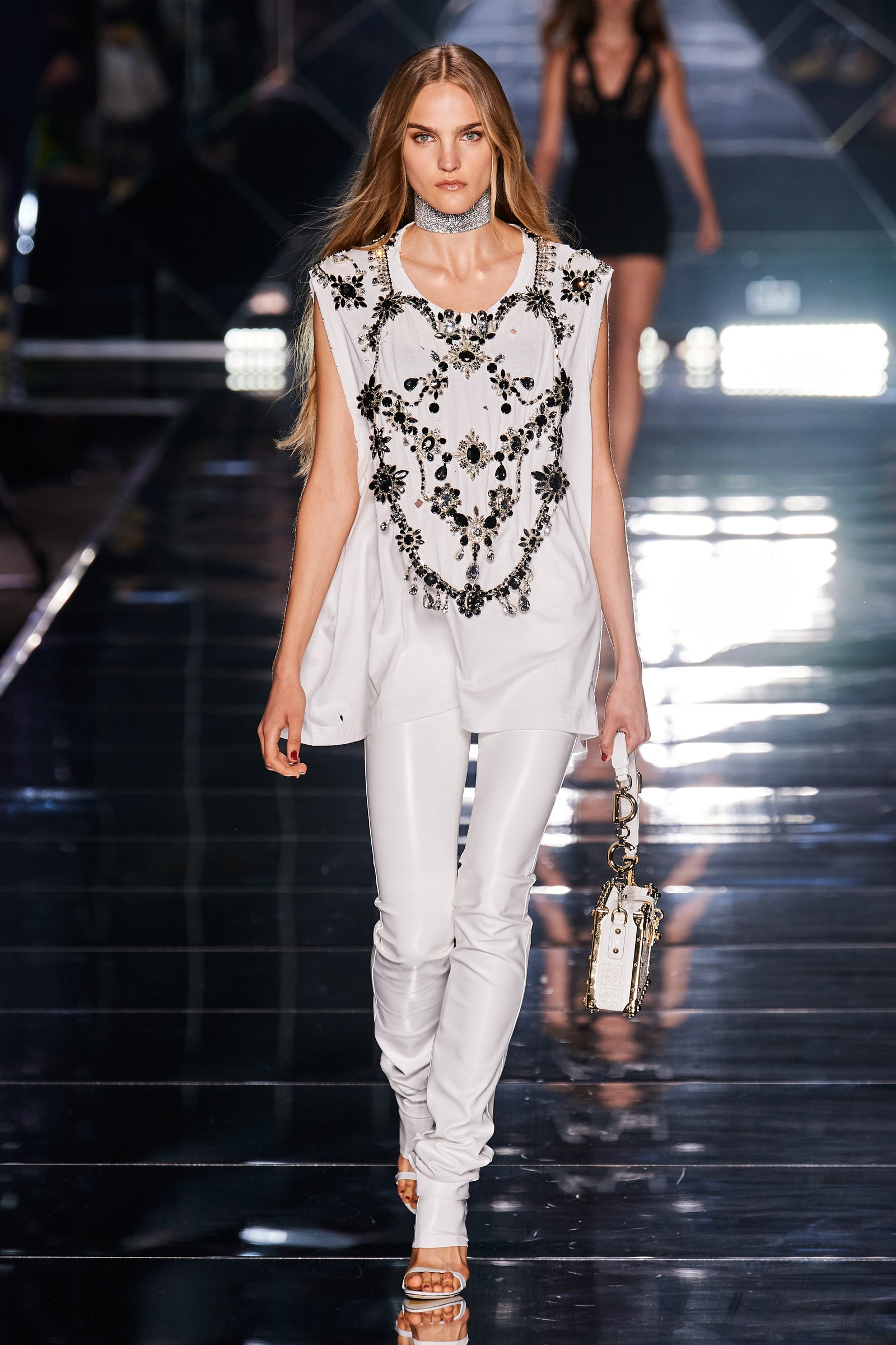 Look 35
