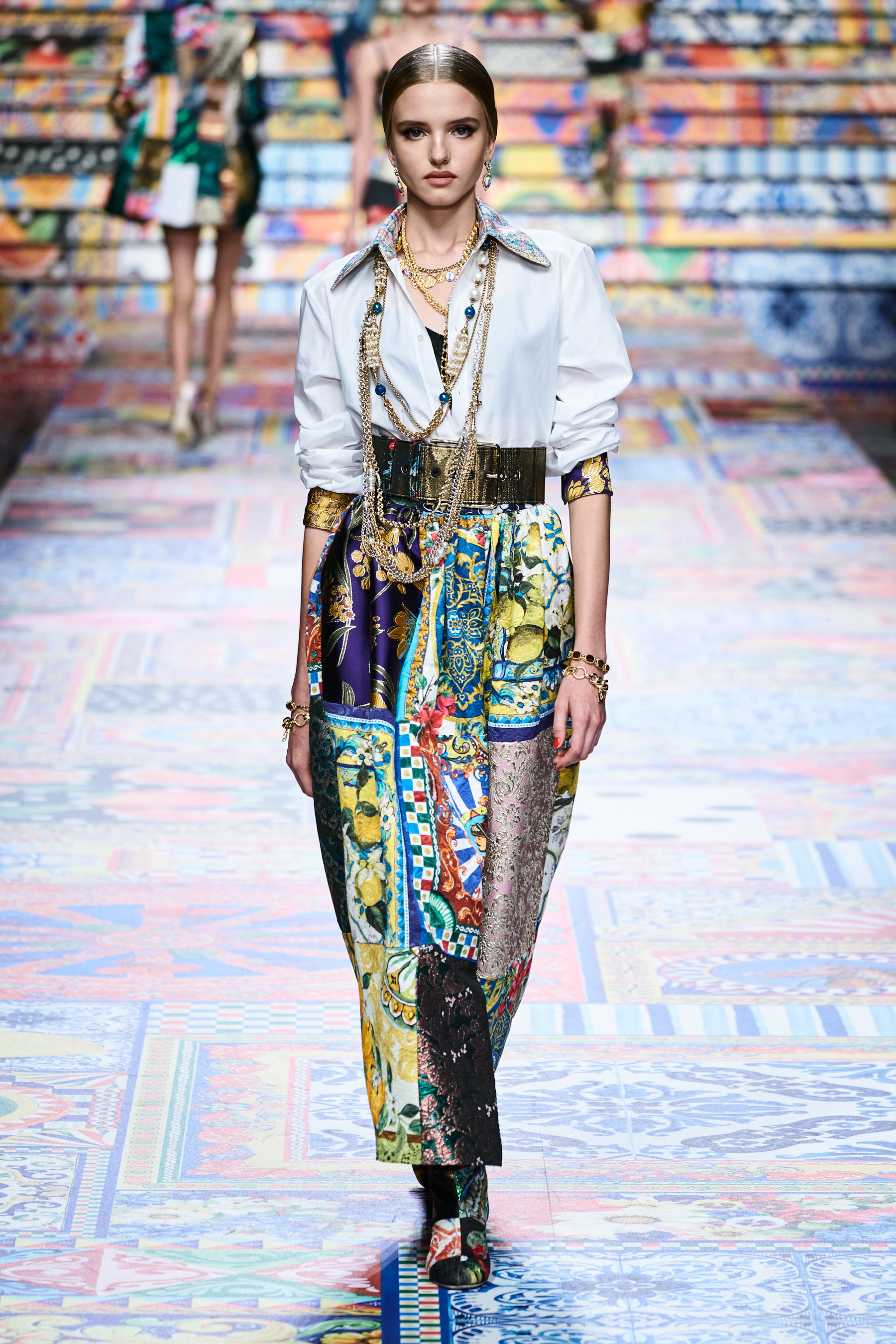 Look 5