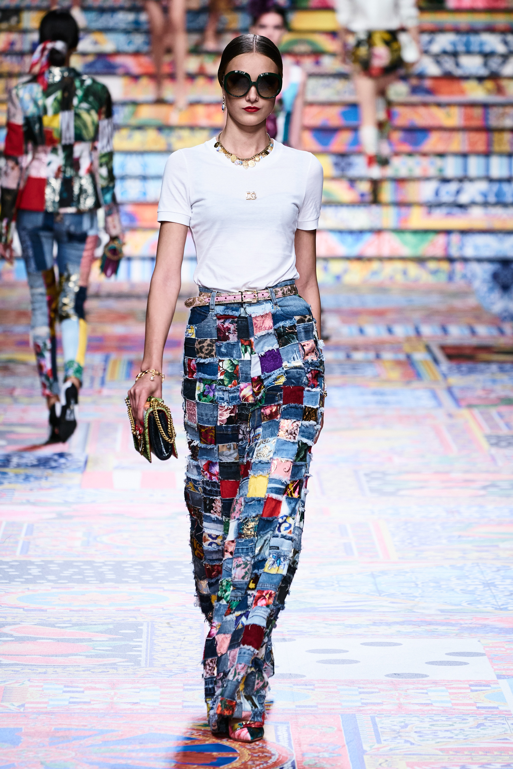 Look 18