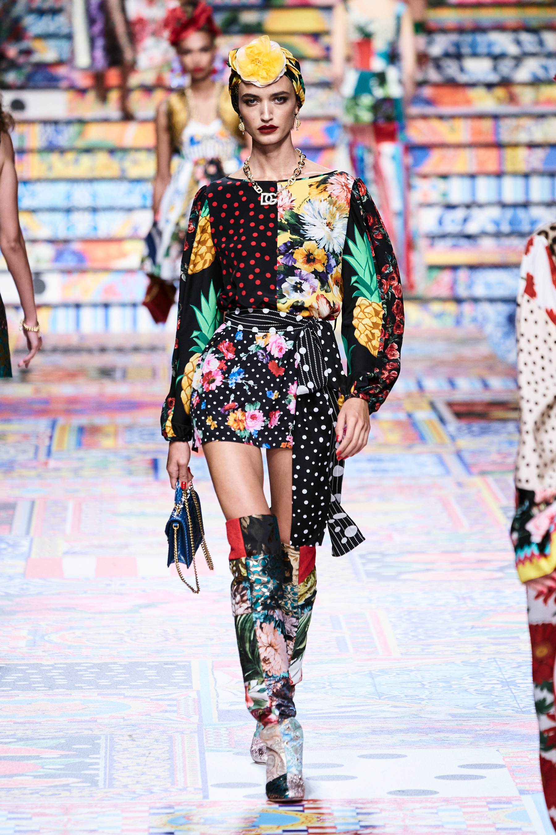 Look 22