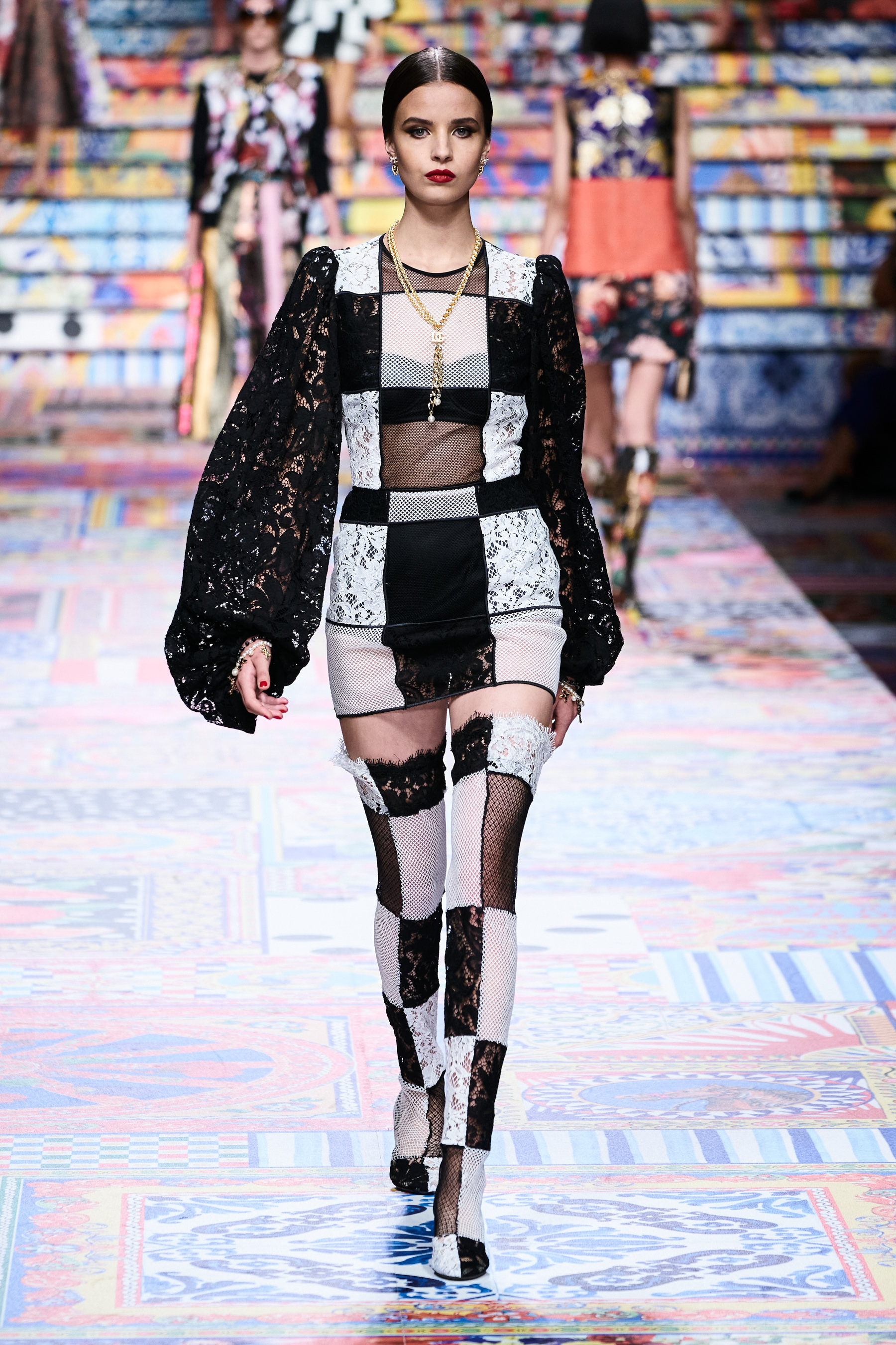 Look 27