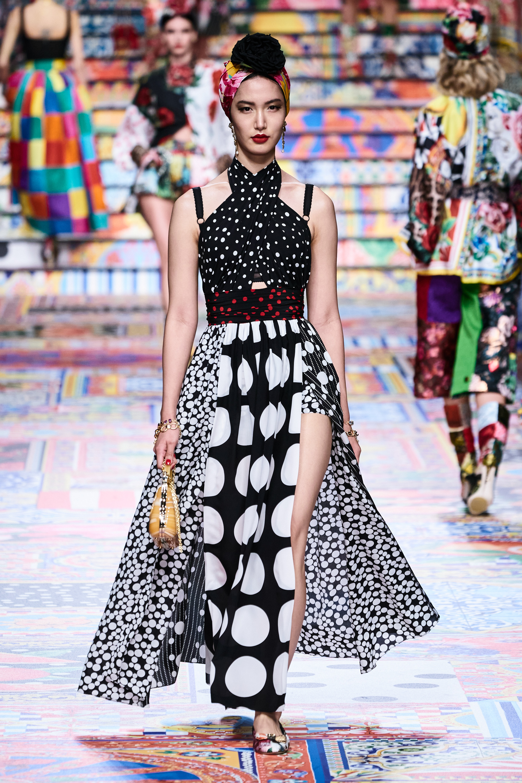 Look 49