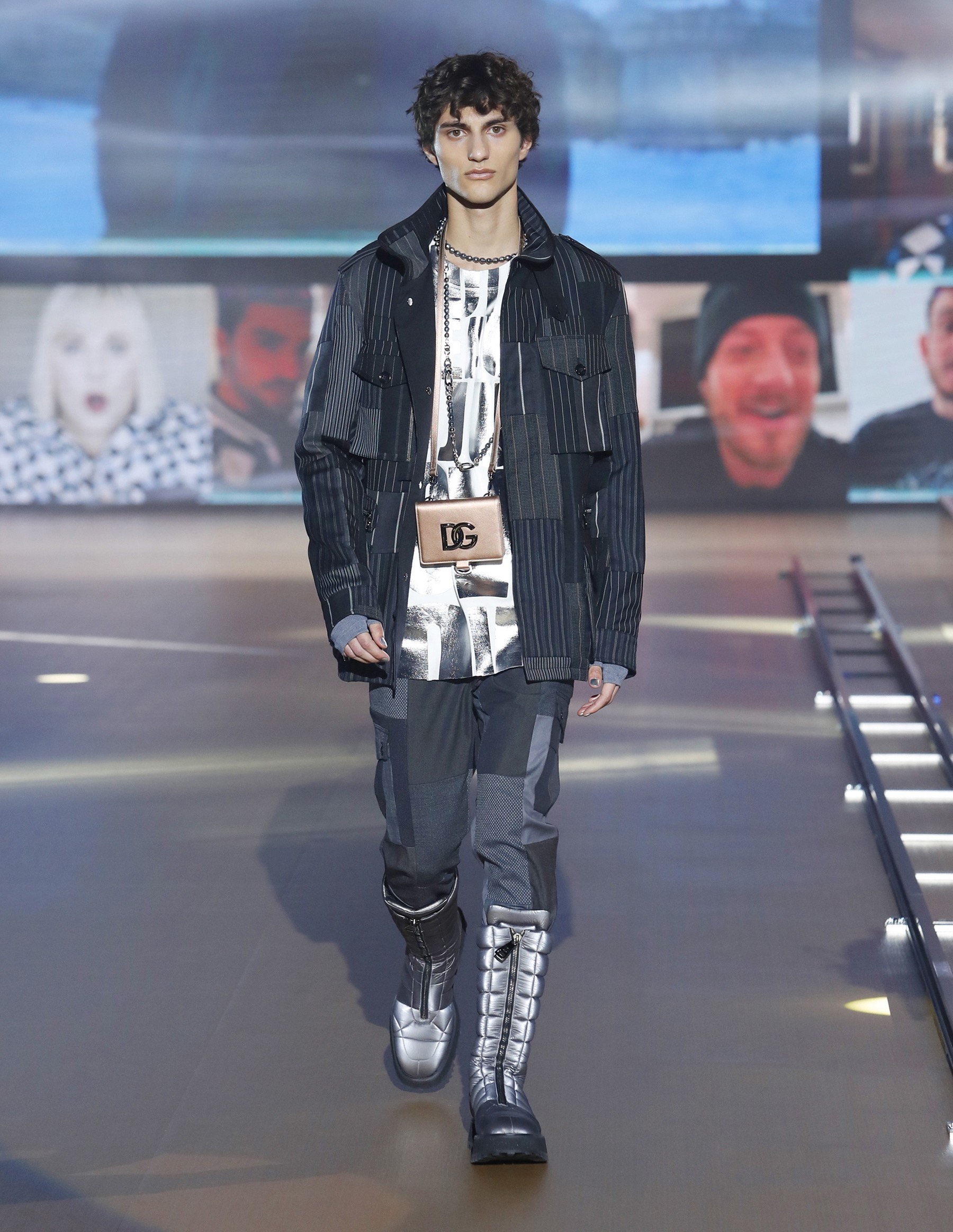 Look 7