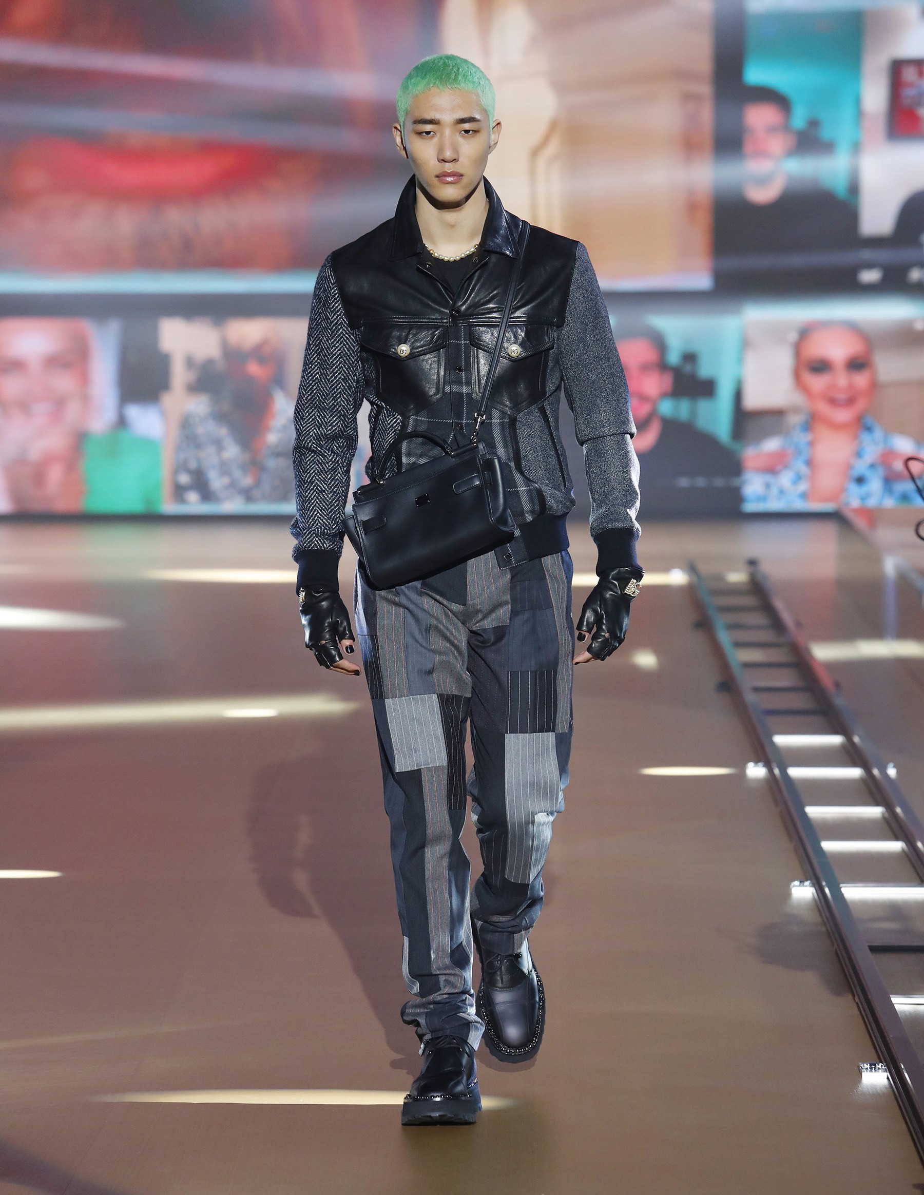 Look 13