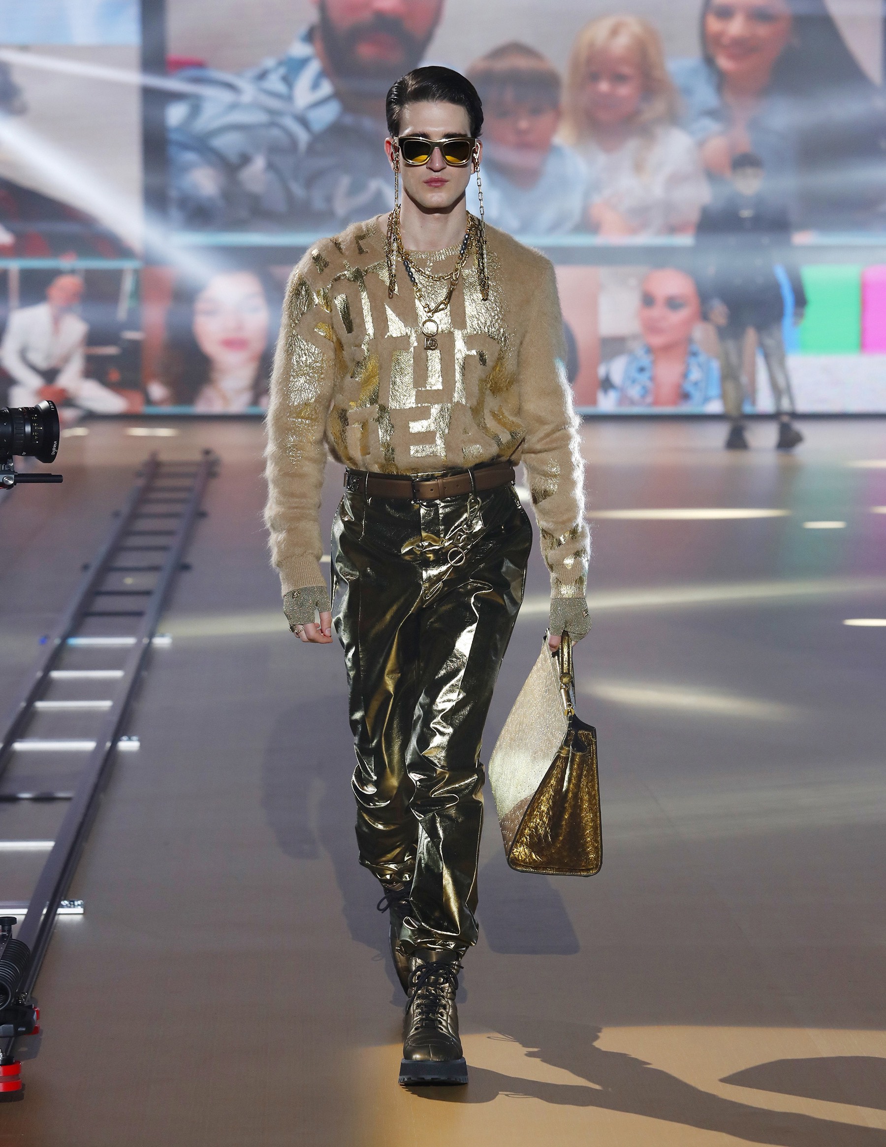 Look 14