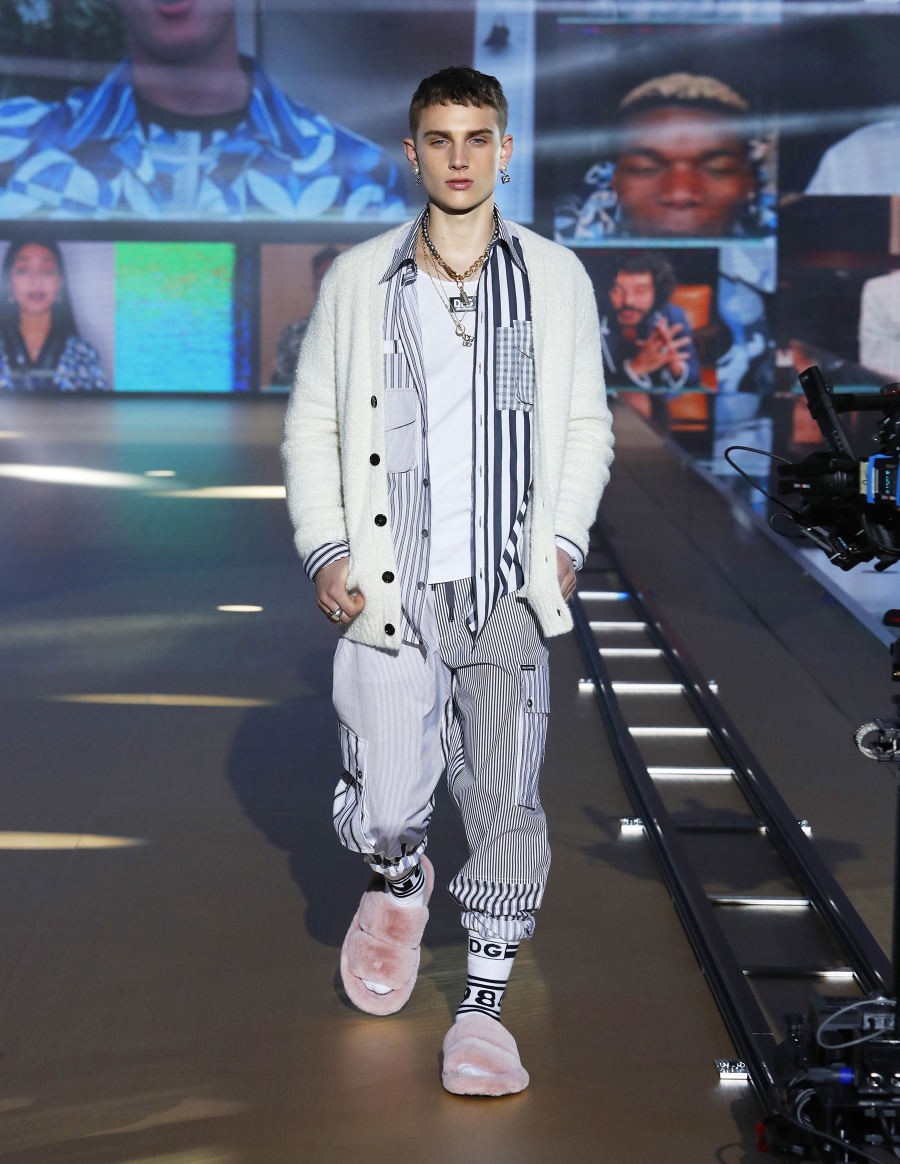 Look 44