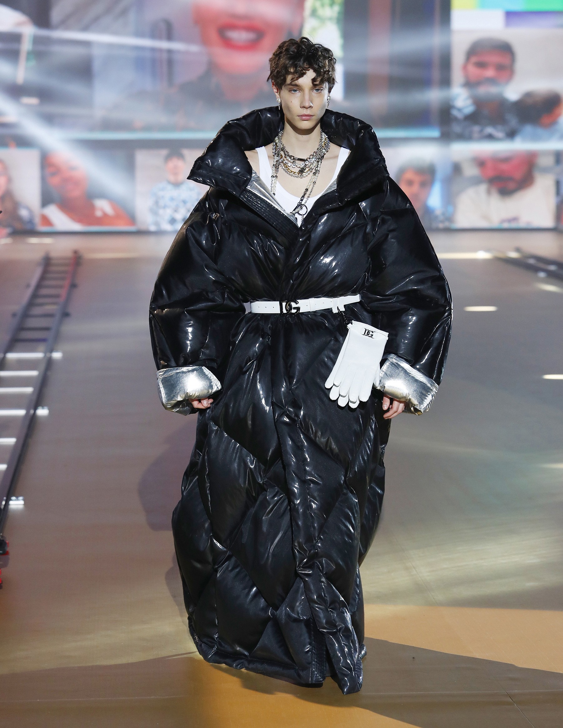 Look 49