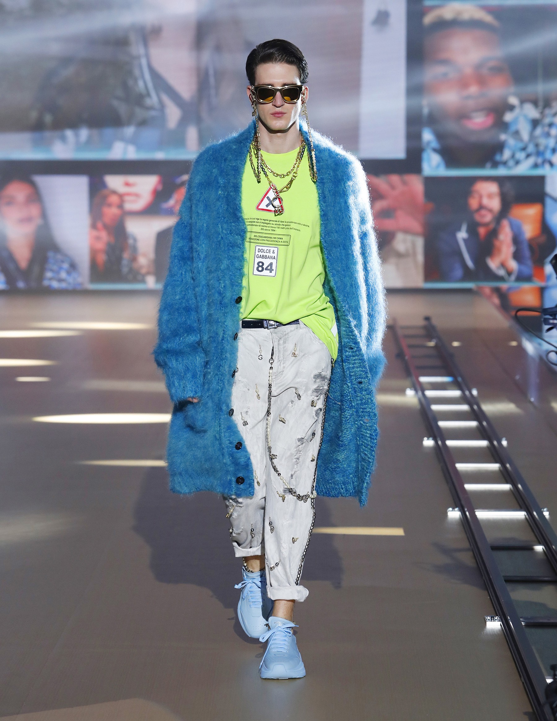 Look 64
