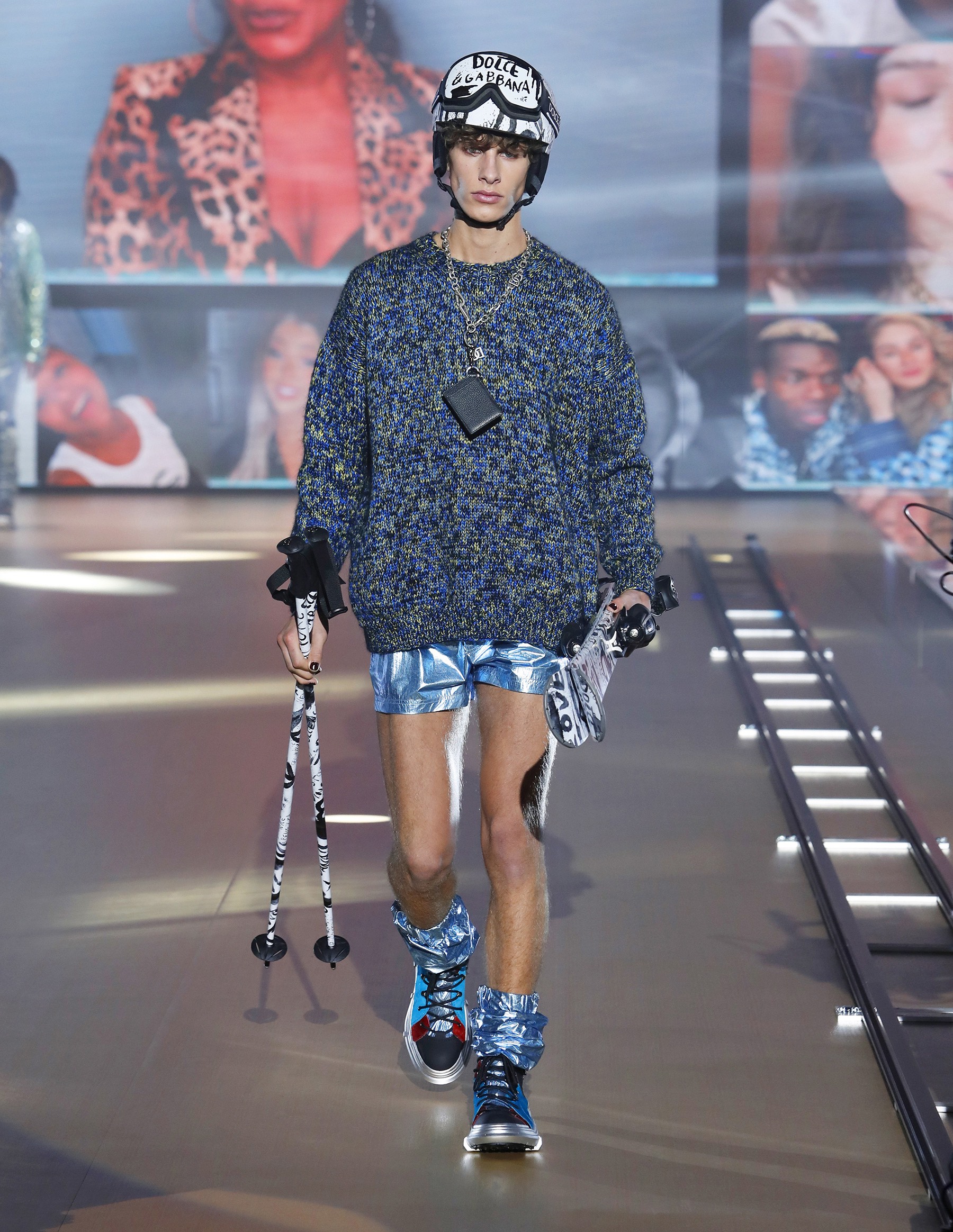 Look 70