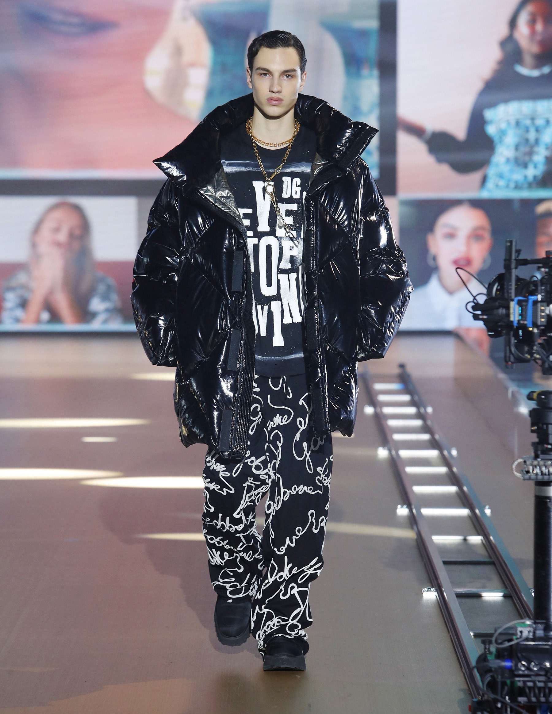 Look 76