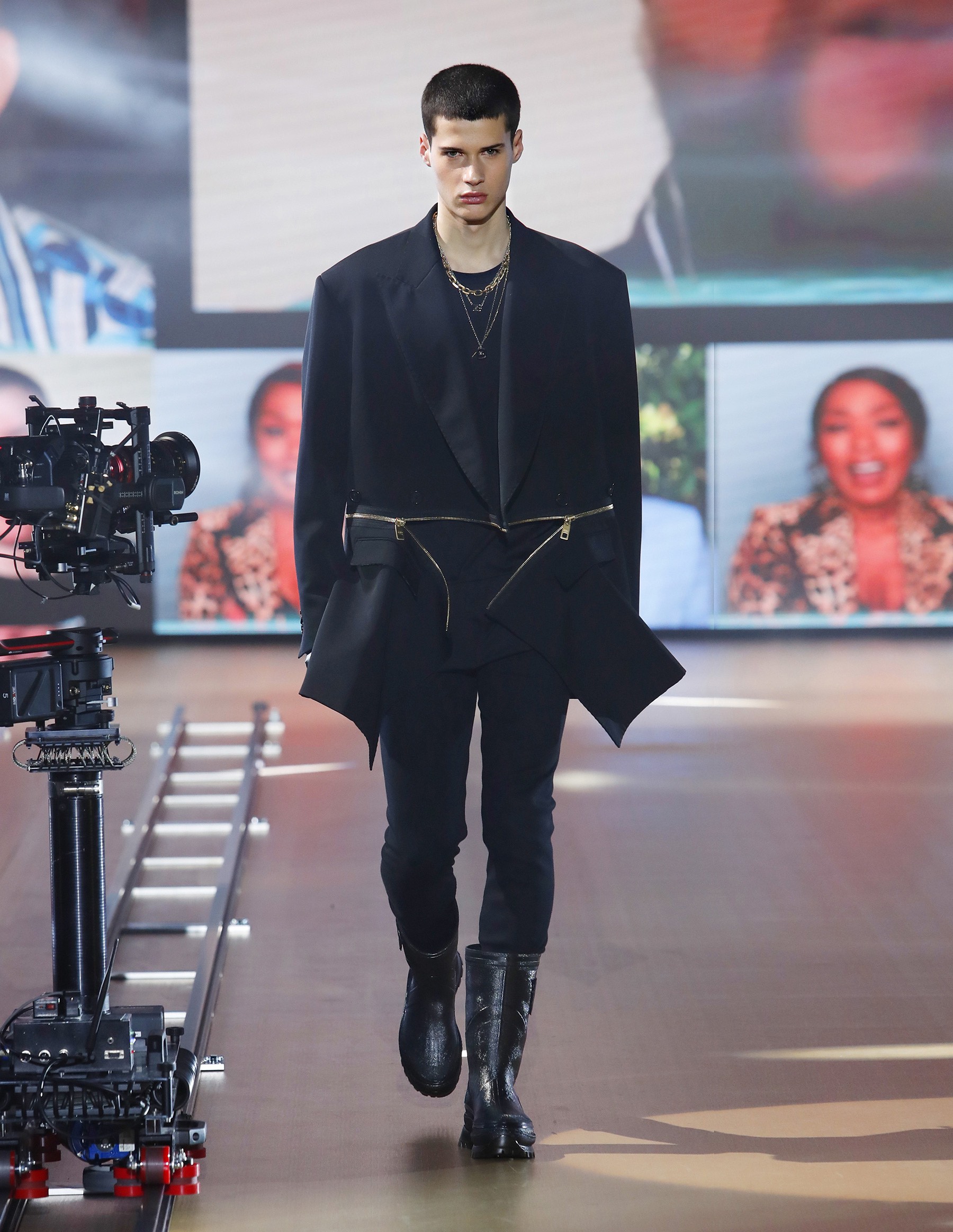 Look 83