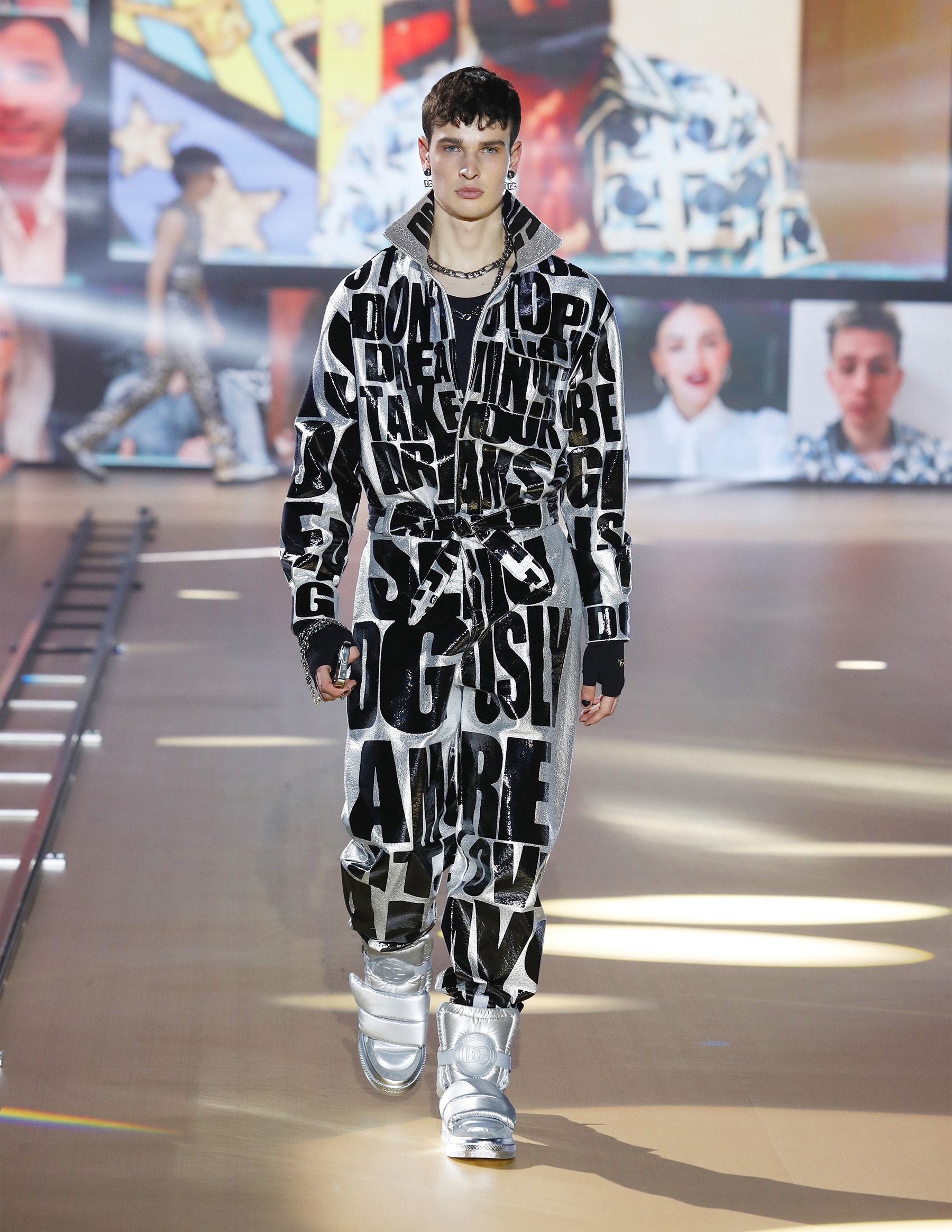 Look 93
