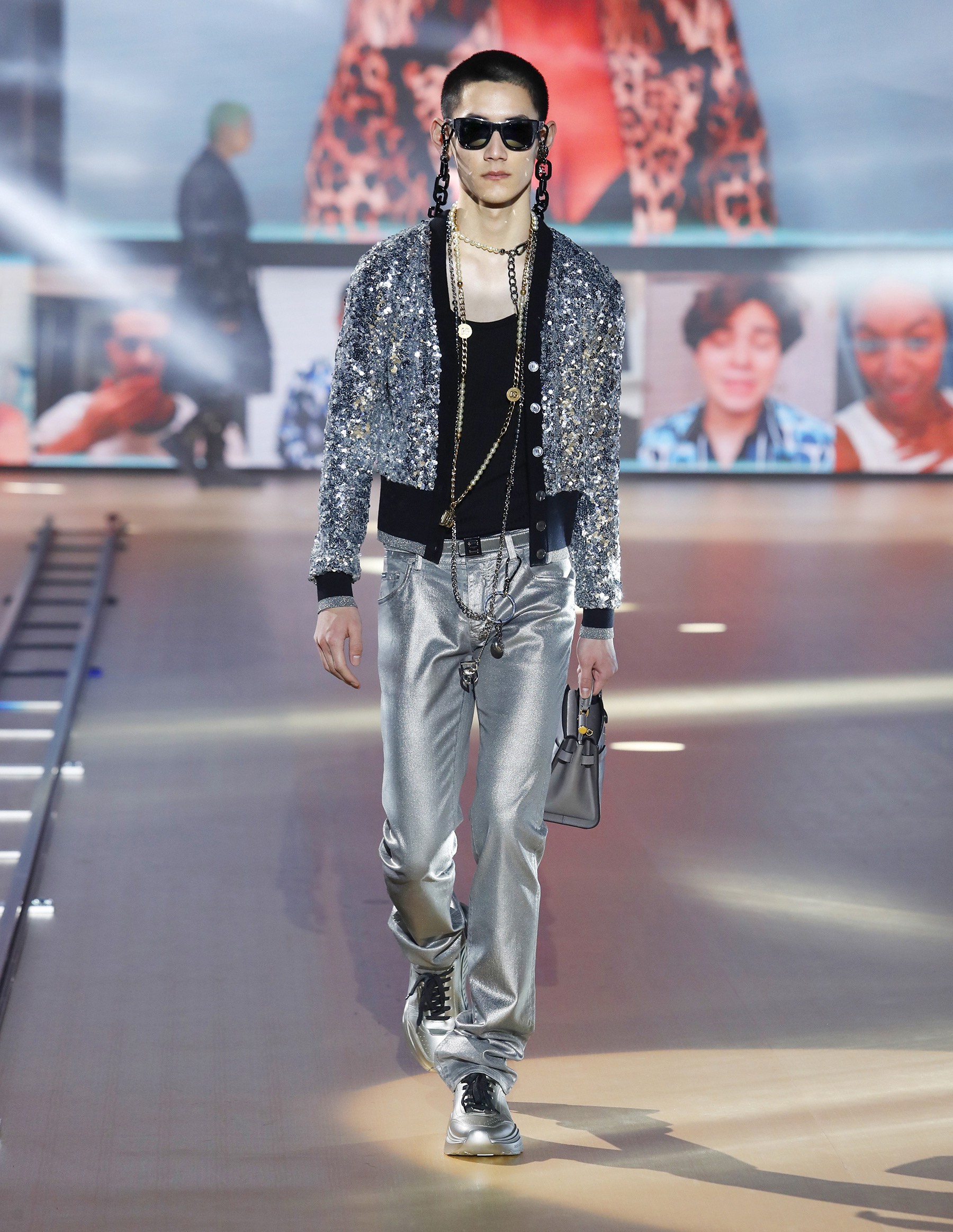 Look 97
