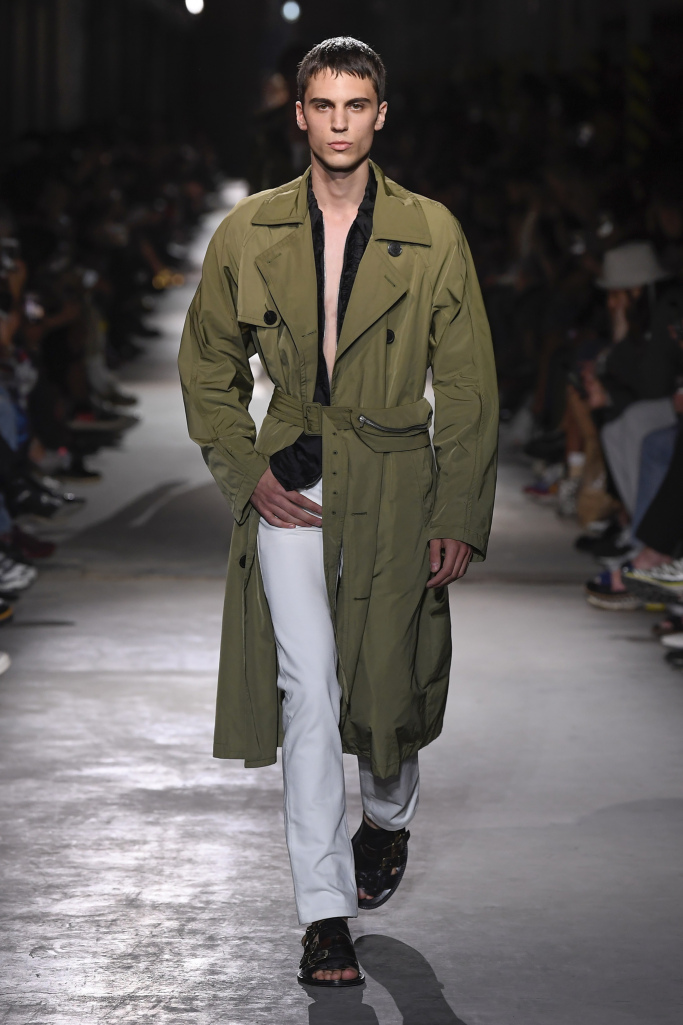 Look 14