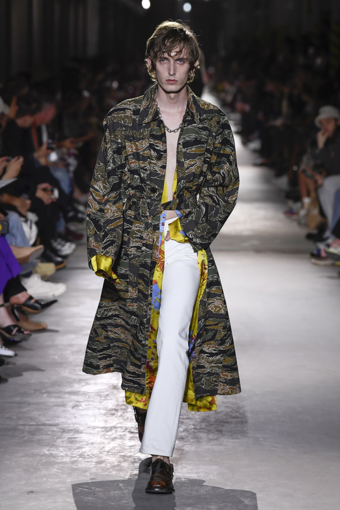 Look 19