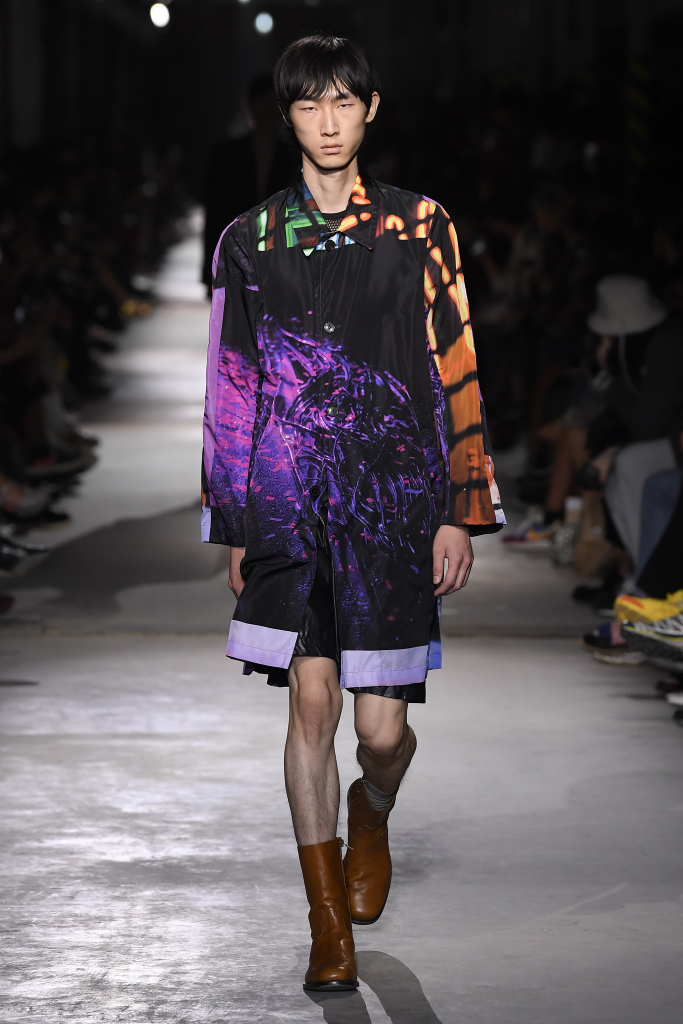 Look 30