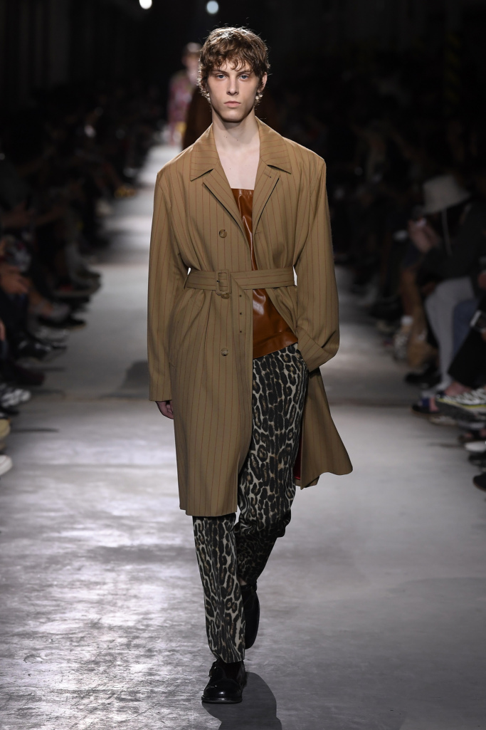 Look 44