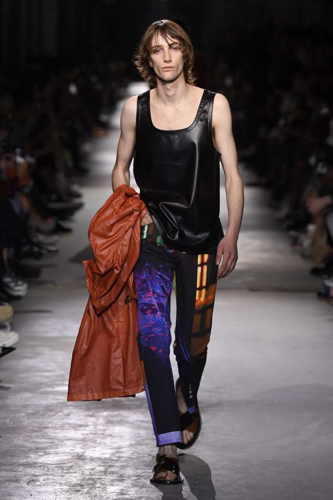 Look 54