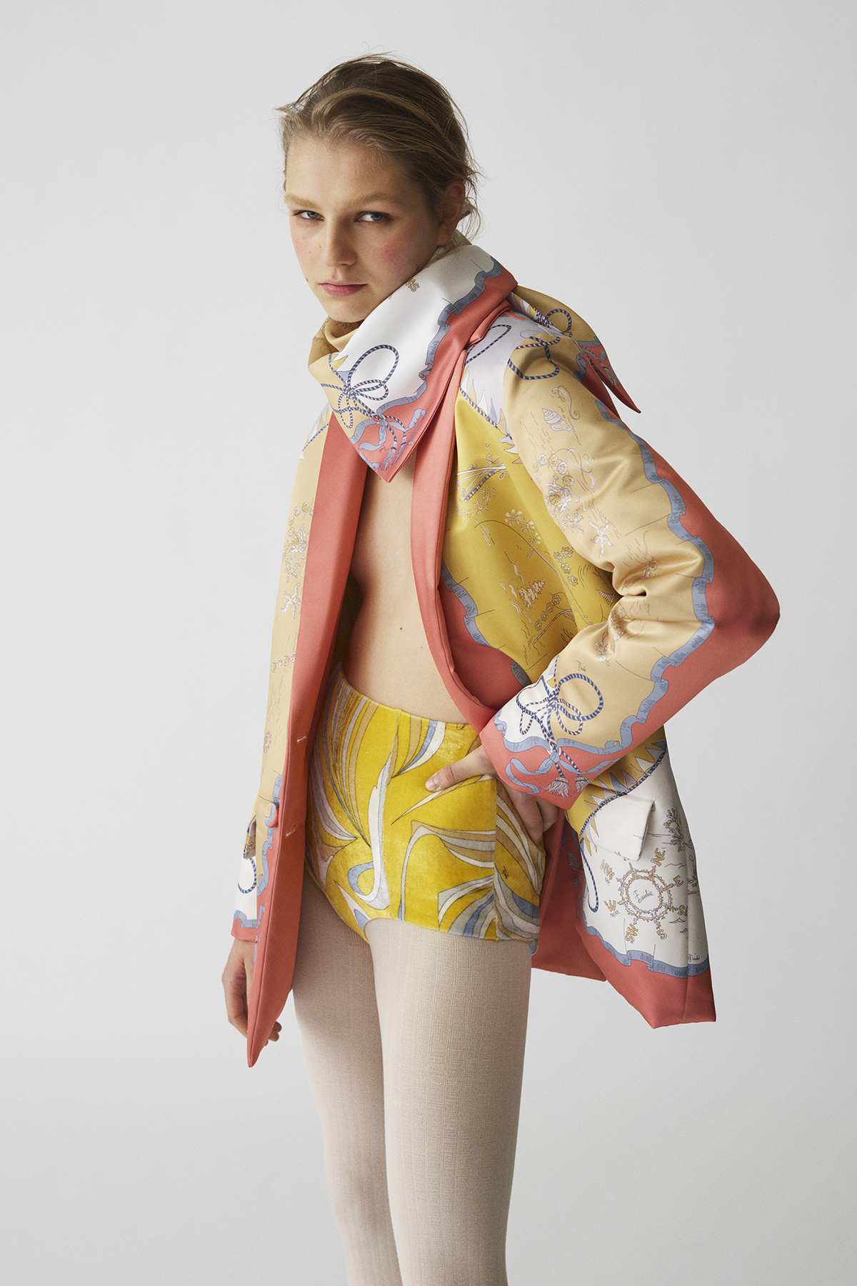 Look 15