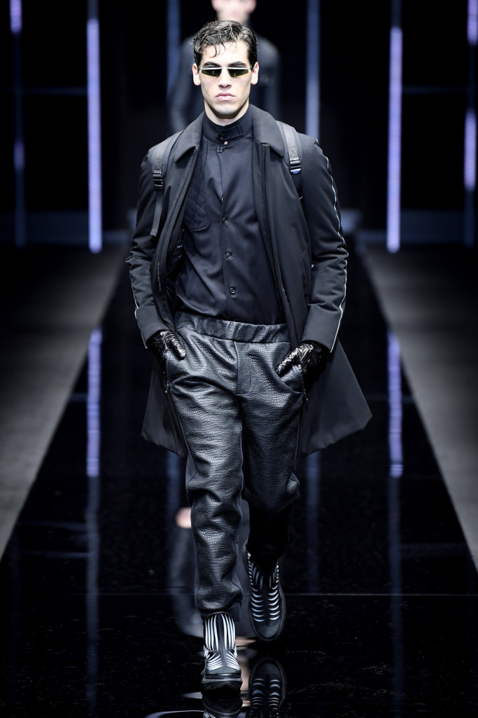 Look 18