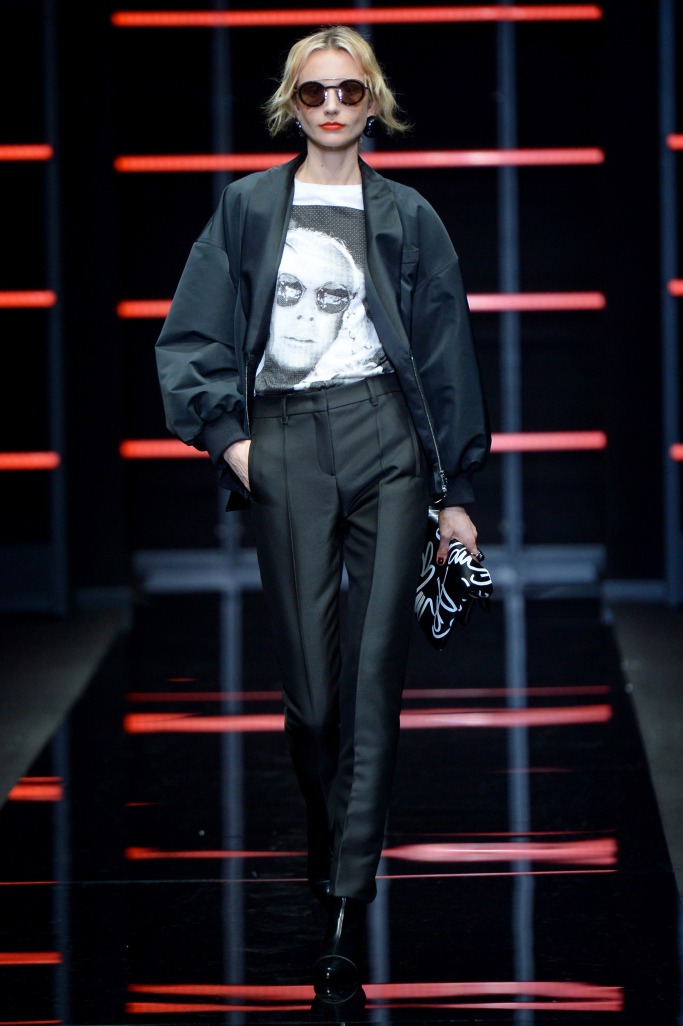 Look 18