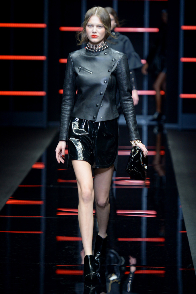 Look 30