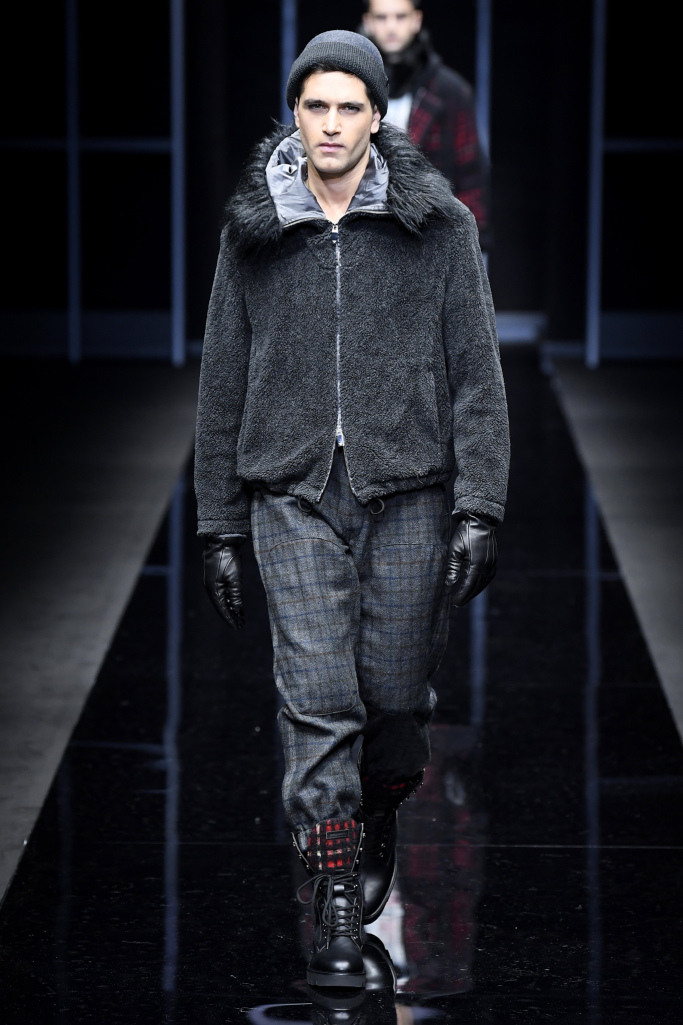 Look 77