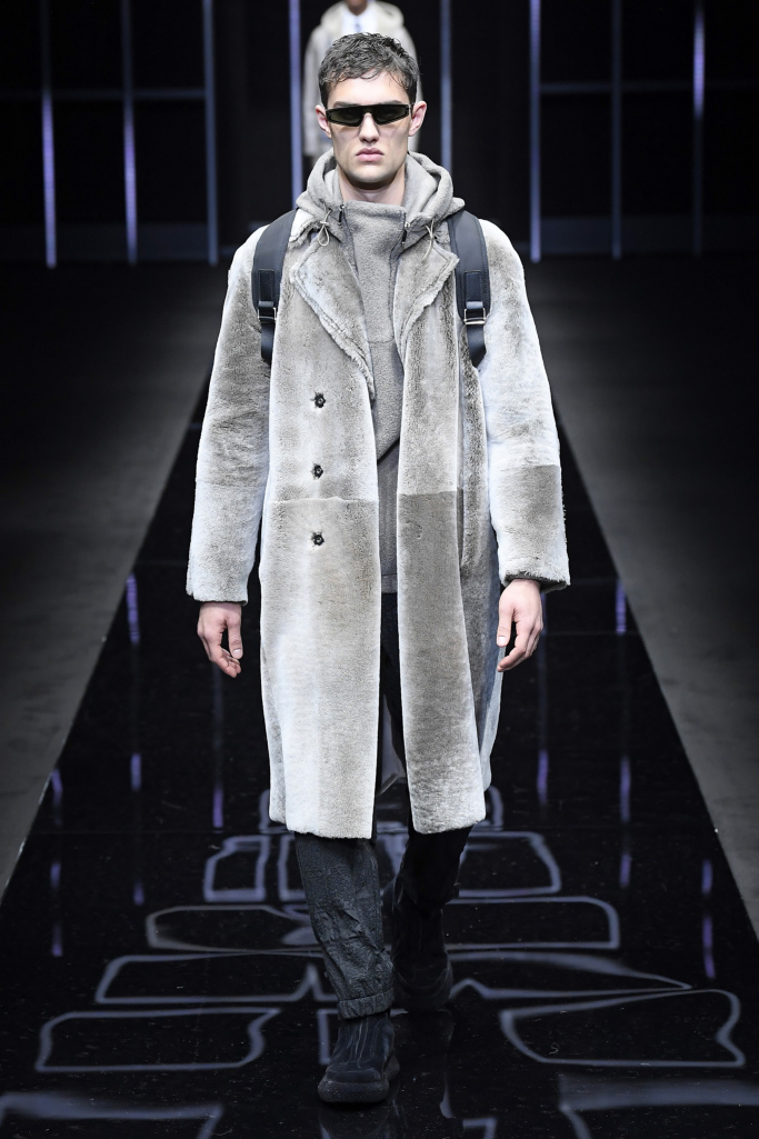 Look 99