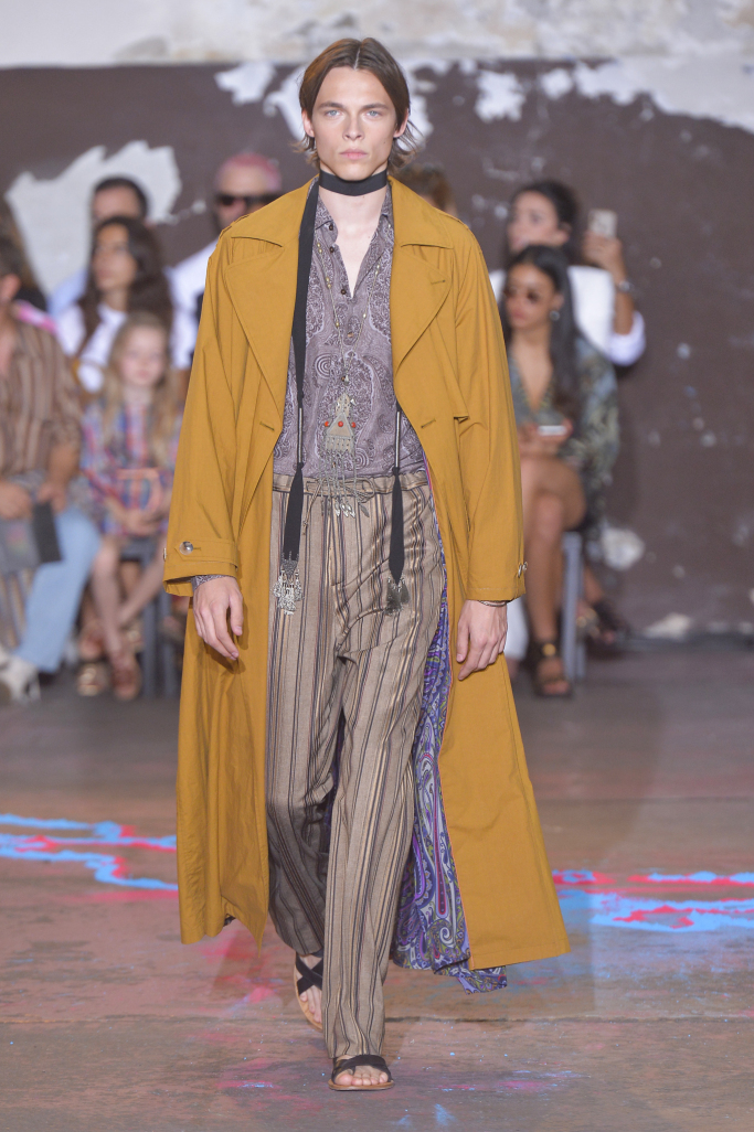 Look 8