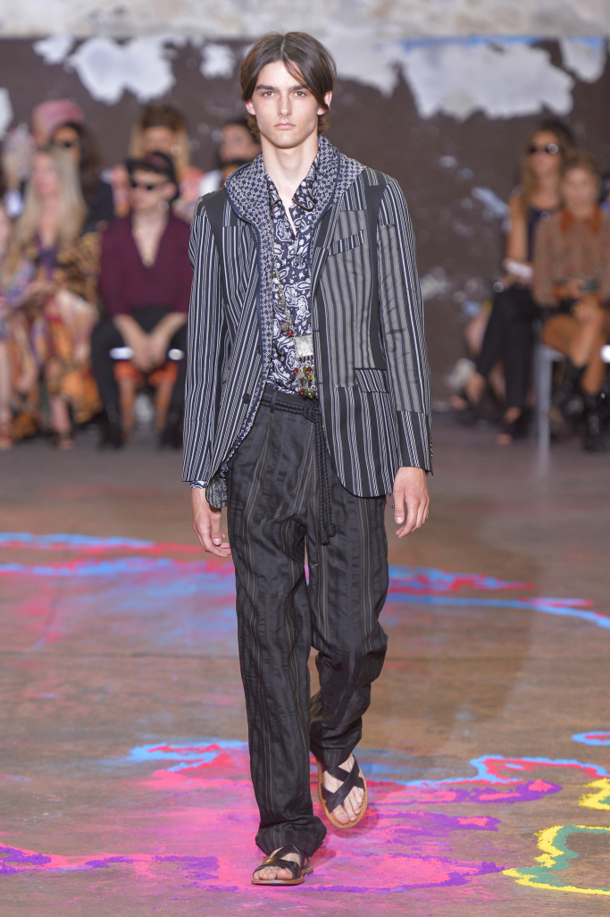 Look 30