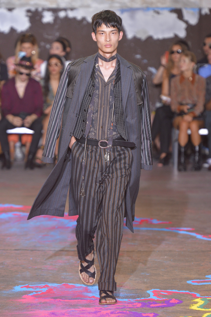 Look 32