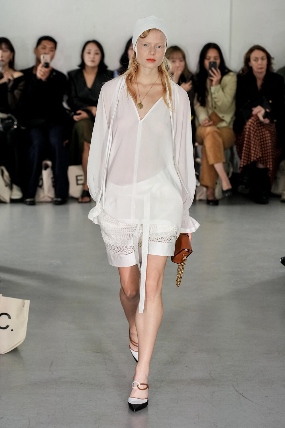Look 8