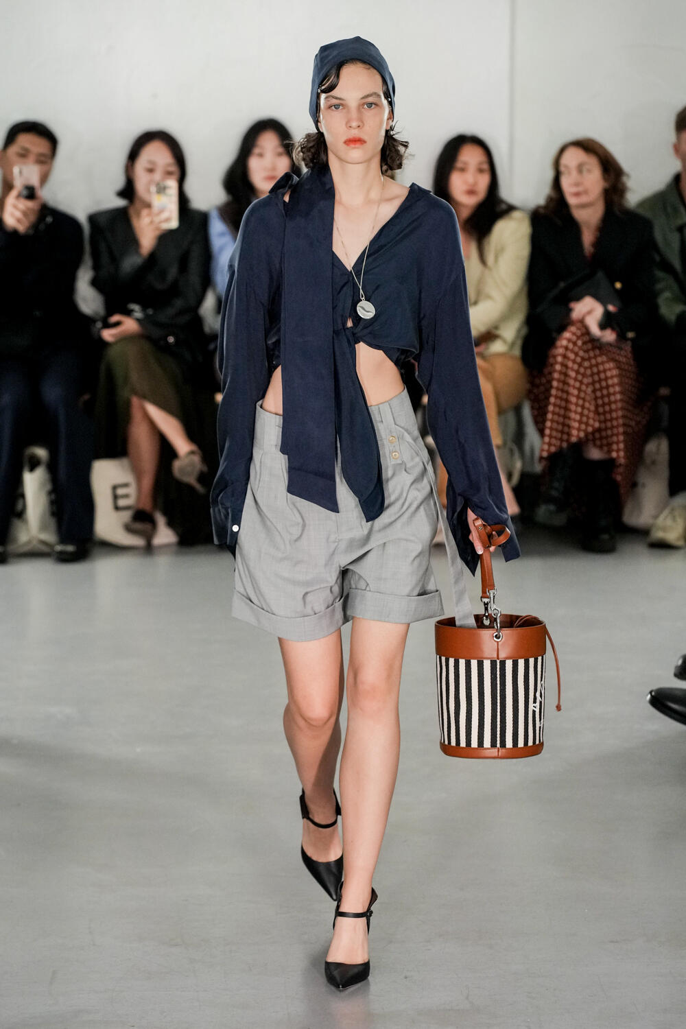 Look 11