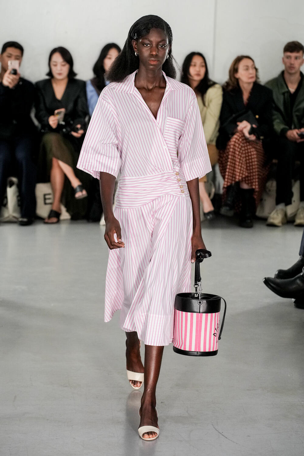 Look 18