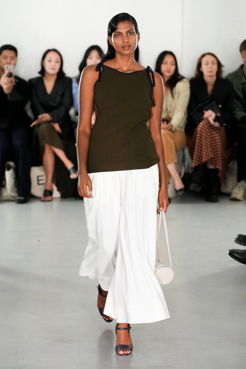 Look 29