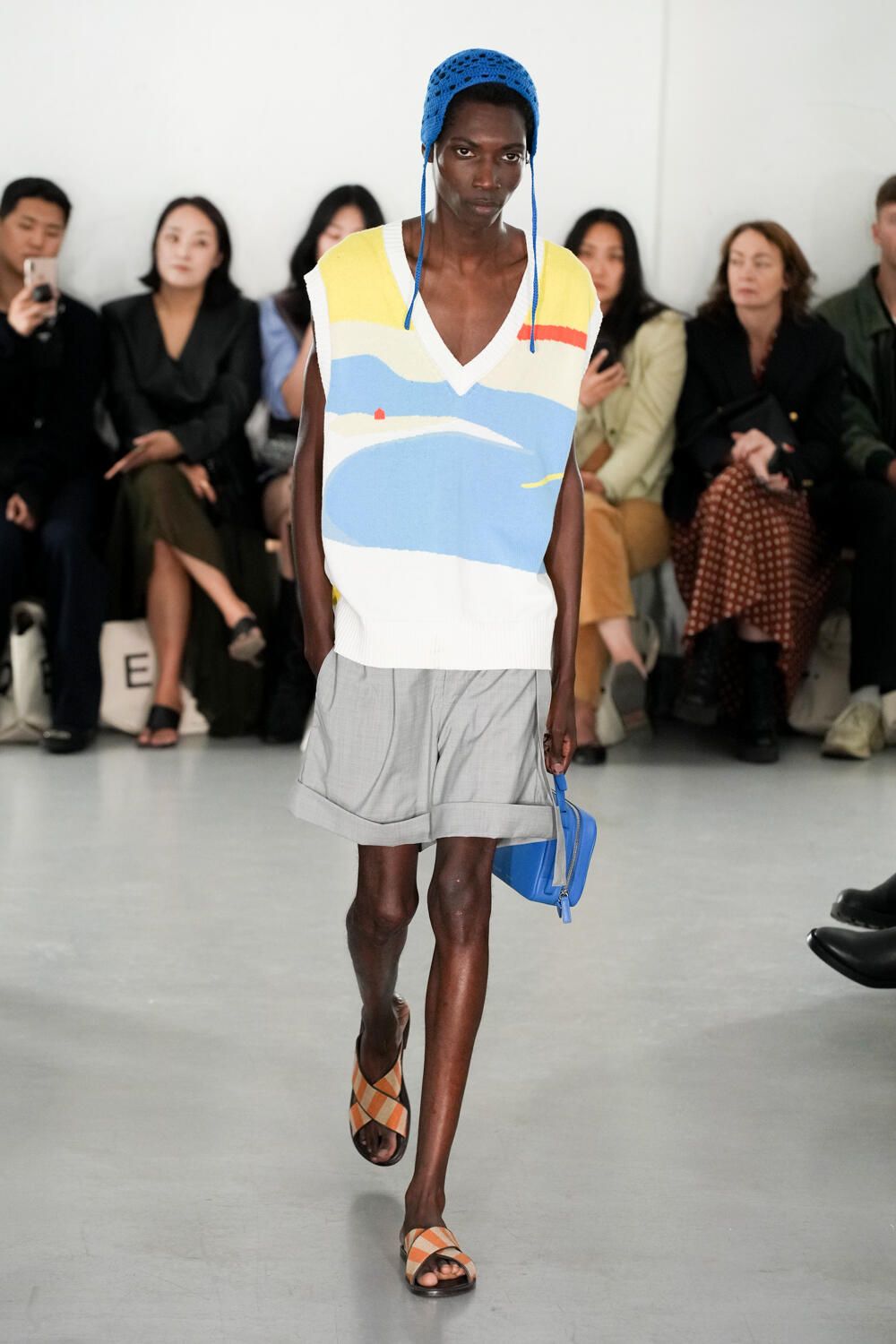 Look 32